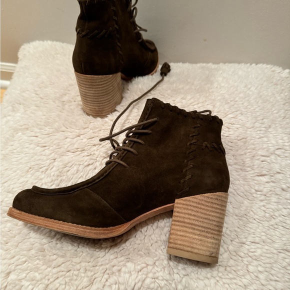 Stuart Whitman Wallawalla Suede Ankle boots 6.5 - Picture 7 of 11